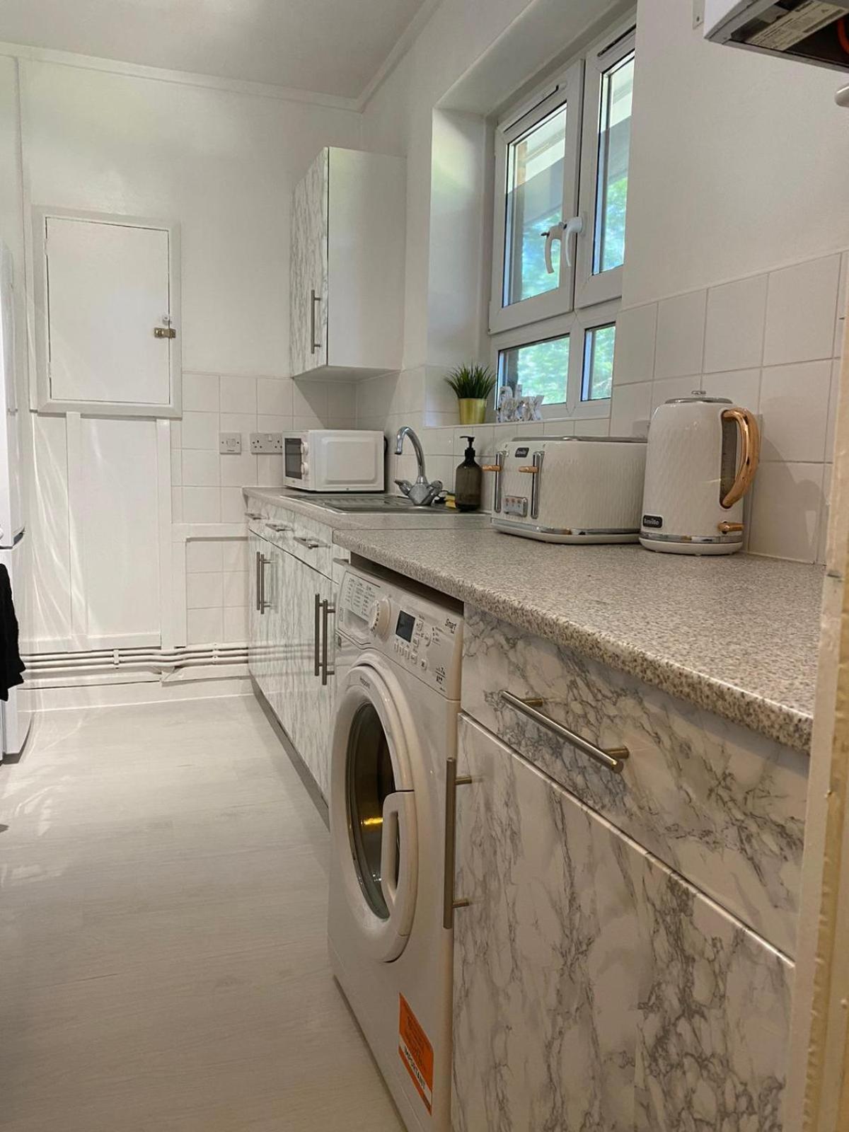 18K Home From Home London Ngoại thất bức ảnh
